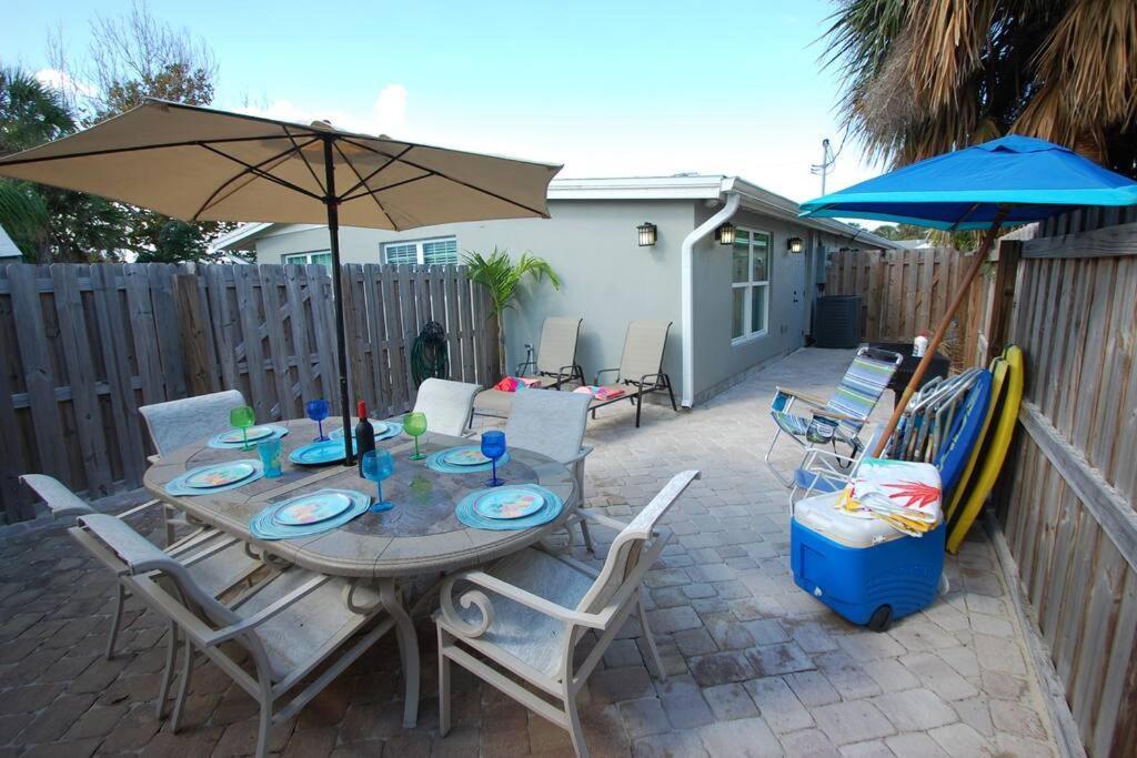 Hawaiian Cottage - Heated Pool Walk To The Beach Cocoa Beach Exterior foto